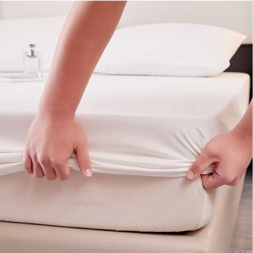 FREE GIFT: Waterproof Fitted Bedsheets